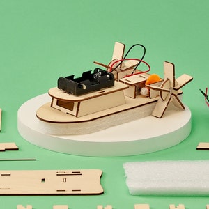 DIY Kit Build a Paddlewheel Boat - Educational STEM Toy for Kids, Fun Science Crafts