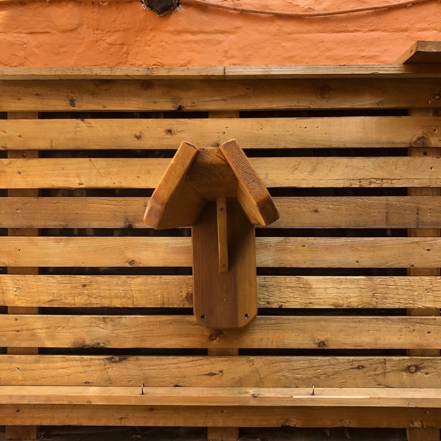 Présentoir à Selle En Bois Massif Sculpté à La Main – Taille Réelle – Unique