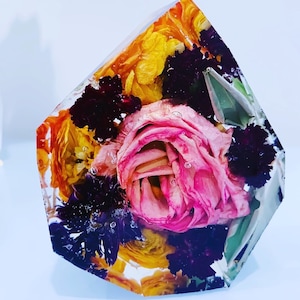 Beautiful Resin Boutonnière/Preservation Blocks #wedding flower preservation #boutonniere preservation #resin #flower preservation #funeral