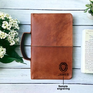 Capa de couro personalizada para Bíblia, capa de couro gravada para livros, capa de tamanho personalizado para Bíblia para mulheres, capa de couro para livros, capa protetora para livros