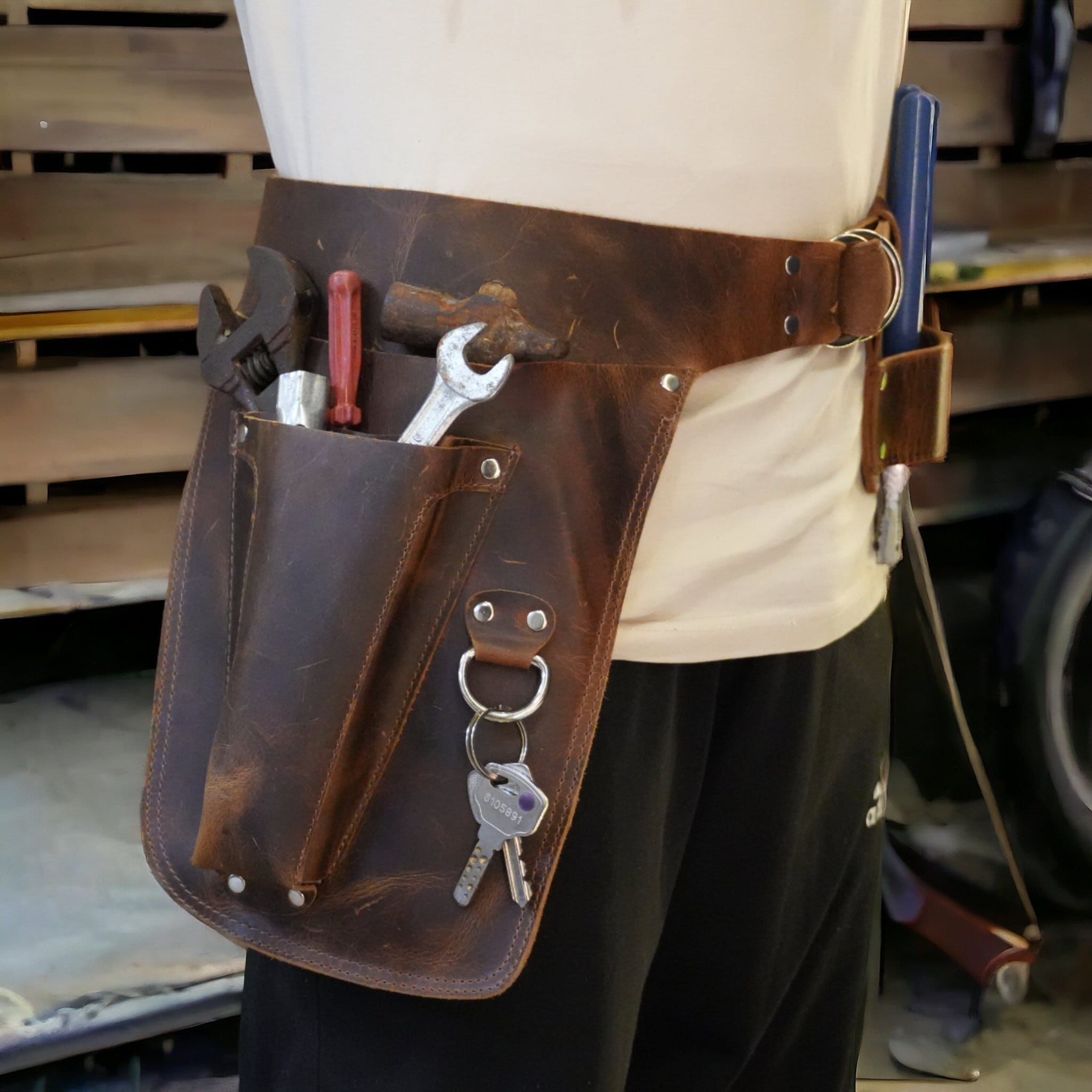 Leather Gardening Belt, Leather Tool Belt Holster with Detachable Pouch, Garden Tool Apron with Leather Gardening Belt, Leather Tool Belt Holster with Detachable Pouch, Garden Tool Apron with