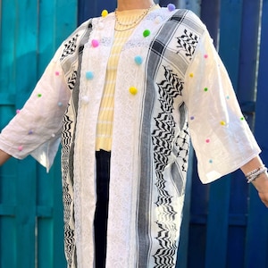 Cute Pastel Pompons Lace Art Details on Arabic Embroidery Print Keffiyeh Shemagh Abaya Jacket Gilet Robe Kimono Waistcoat Parka Thobe Modest