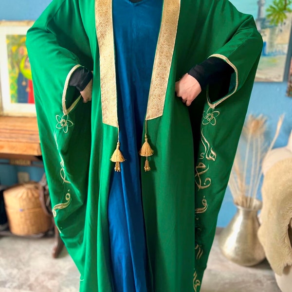 Green Arabic embroidery calligraphy letters Ramadan Eid abaya/kimono/kaftan/robe/poncho/coat/jacket/tunic/long evening Iraq - Dubai dress