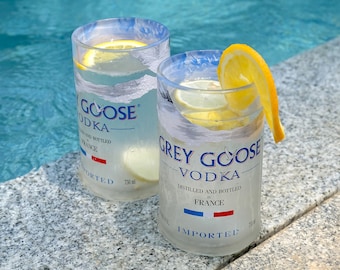 Bicchiere da vodka Grey Goose riciclato, regalo unico per gli amanti della vodka, bicchieri da vodka fatti a mano, regalo per lui, regalo per lei, set di bicchieri ecologici