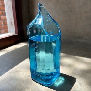 Upcycled Bombay Sapphire Jug, water flask, pitcher, jug, vase, sustainable minimalist glassware upcycled carafe made from wine bottles.