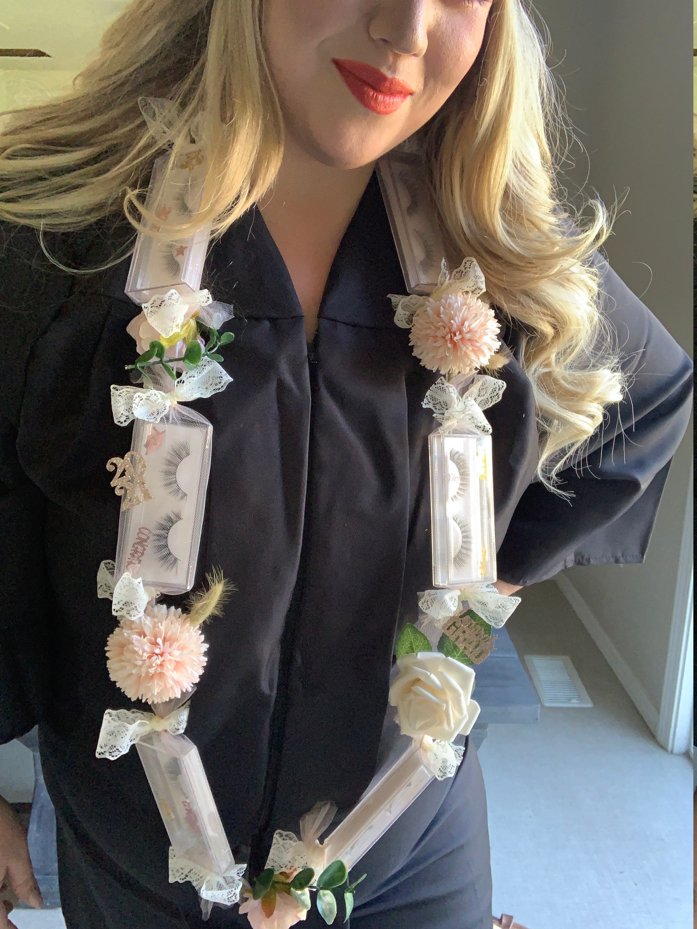 Lash Graduation Lei - Etsy