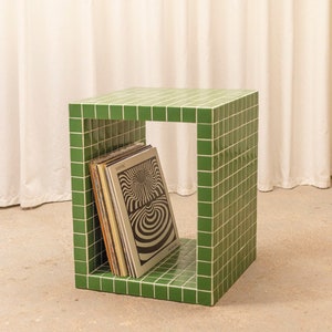 Tile Side Table – Handmade Tile Cube – Modern Mosaic Furniture – Retro Vinyl Storage Table – Customizable Ceramic Coffee Table
