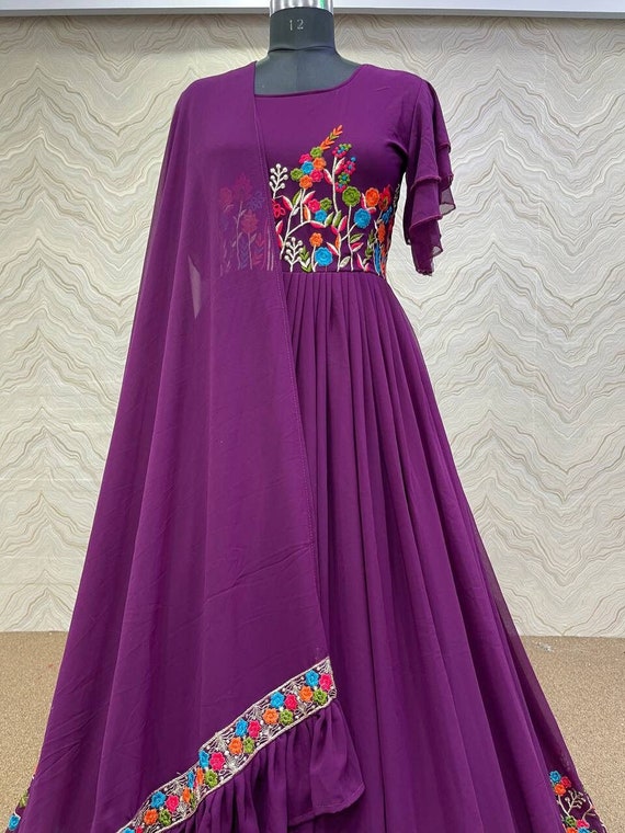 Long Kurti design or Simple gown design | Simple gown design, Girls designer  dresses, Stylish dress designs