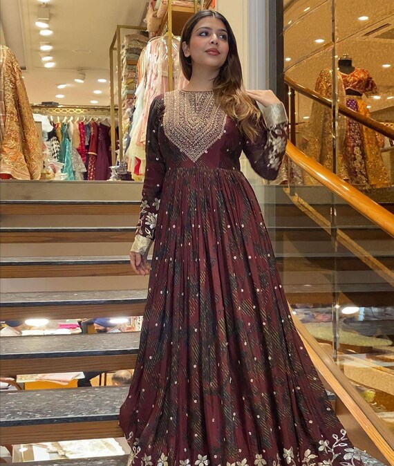 Sage Printed Anarkali Gown With Attached Dupatta Design by Mahima Mahajan  at Pernia's Pop Up Shop 2024