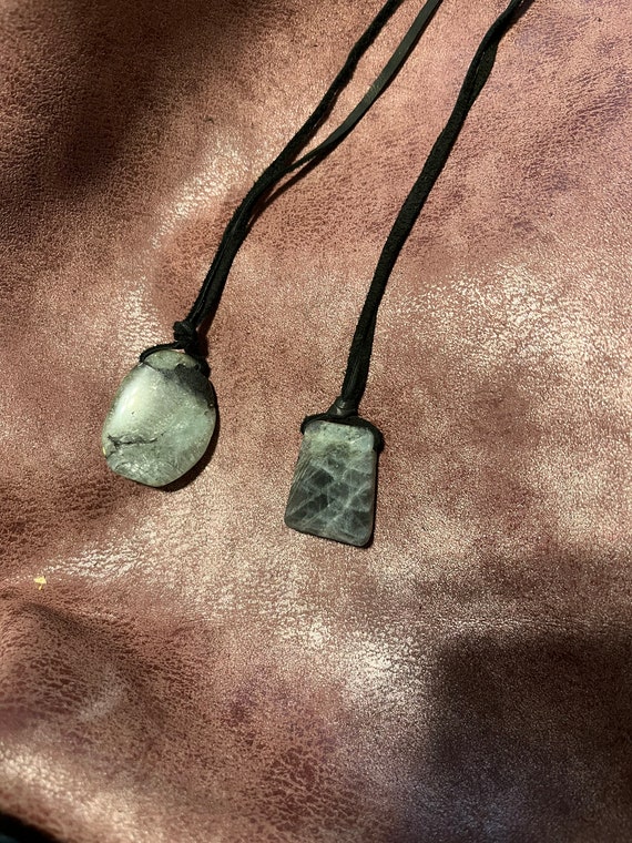 Labradorite pendant, on leather cord