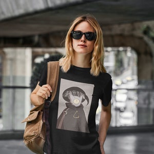 ONE EYED CAT Short-Sleeve Unisex T-Shirt, Cat With One Eye Alt Fashion Shirt, Streetwear Tshirt, Strange Cat T-shirt, Grunge Cat Shirt