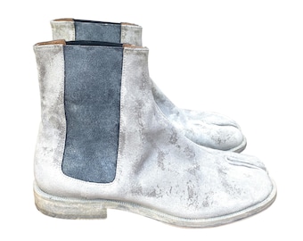 Maison Margiela Painted Chelsea Tabi Boots