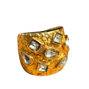 Anillo llamativo vintage de oro de Yves Saint Laurent de los años 80, talla US 7.5.