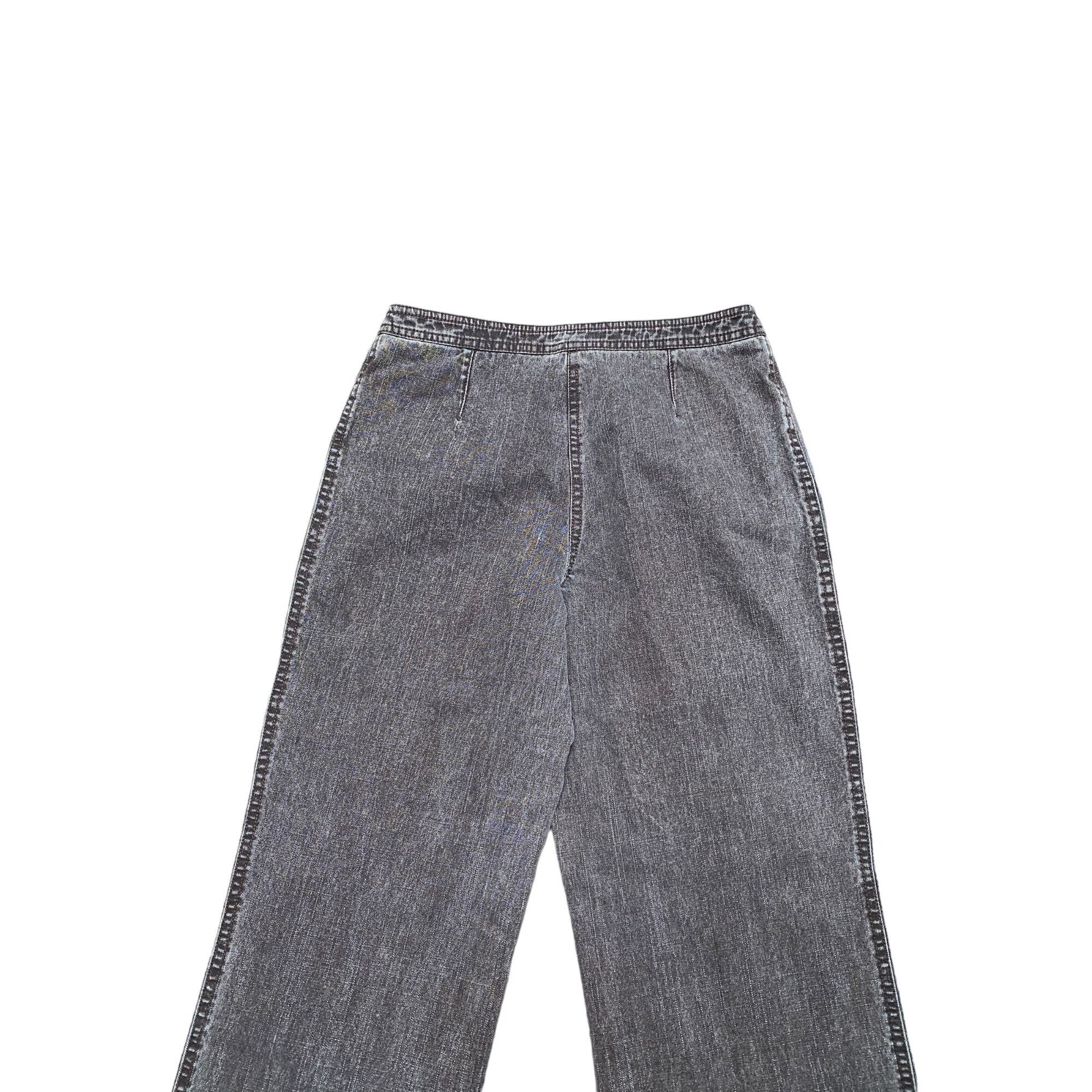 ココビーチ 25S◆送料込【CHANEL】ジーンズ Printed denim grey Jeans - Printed denim, gray & white — Fashion | CHANEL