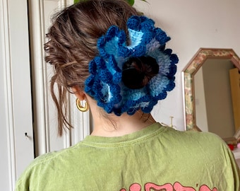Crochet Mega Ruffle Scrunchie Pattern (PDF Pattern)