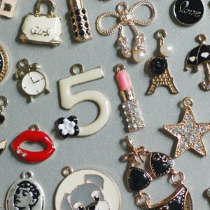 Chanel charms for bracelet - Etsy 日本 Chanel charms for bracelet - Etsy 日本