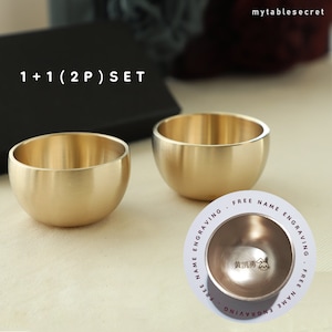 Juego de tazas redondas mytablesecret 1+1 (2 piezas) con grabado de nombre personalizado GRATIS. Vajilla coreana premium Bangjja Yugi, juego de tazas para soju, sake y té.