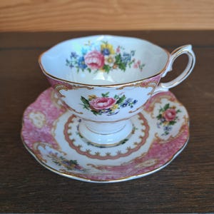 Royal Albert kop en schotel Lady Carlyle