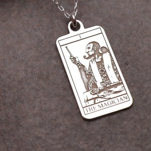 Tarot Card Necklace Silver Tarot Necklace Dainty Magician Tarot Pendant Spiritual Zodiac Jewelry Astrological Zodiac Christmas Gift for Her