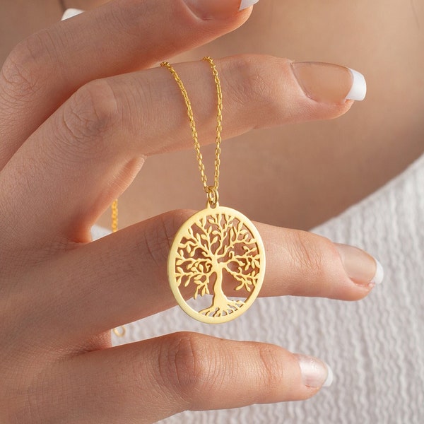 Dainty Tree of Life Necklace, Family Tree Necklace for Grandma, Gift for Mom Necklace, Gold Pendant Dainty, Minimalist Necklace for Women