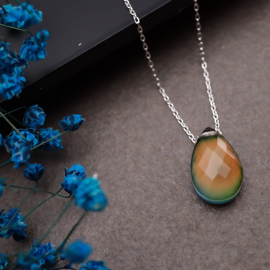 Mood stone necklace Outlet
