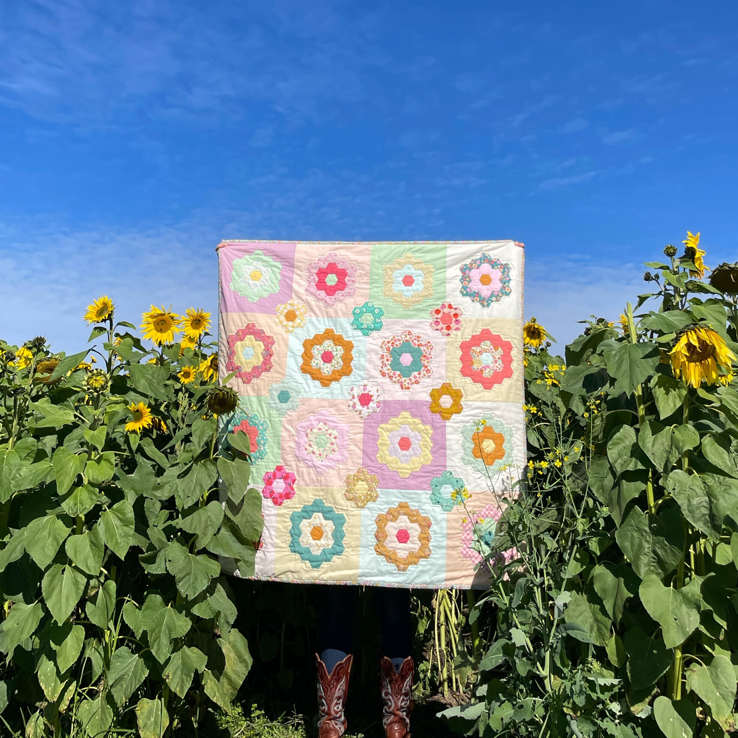 Grandmother flower garden quilt - Etsy 日本