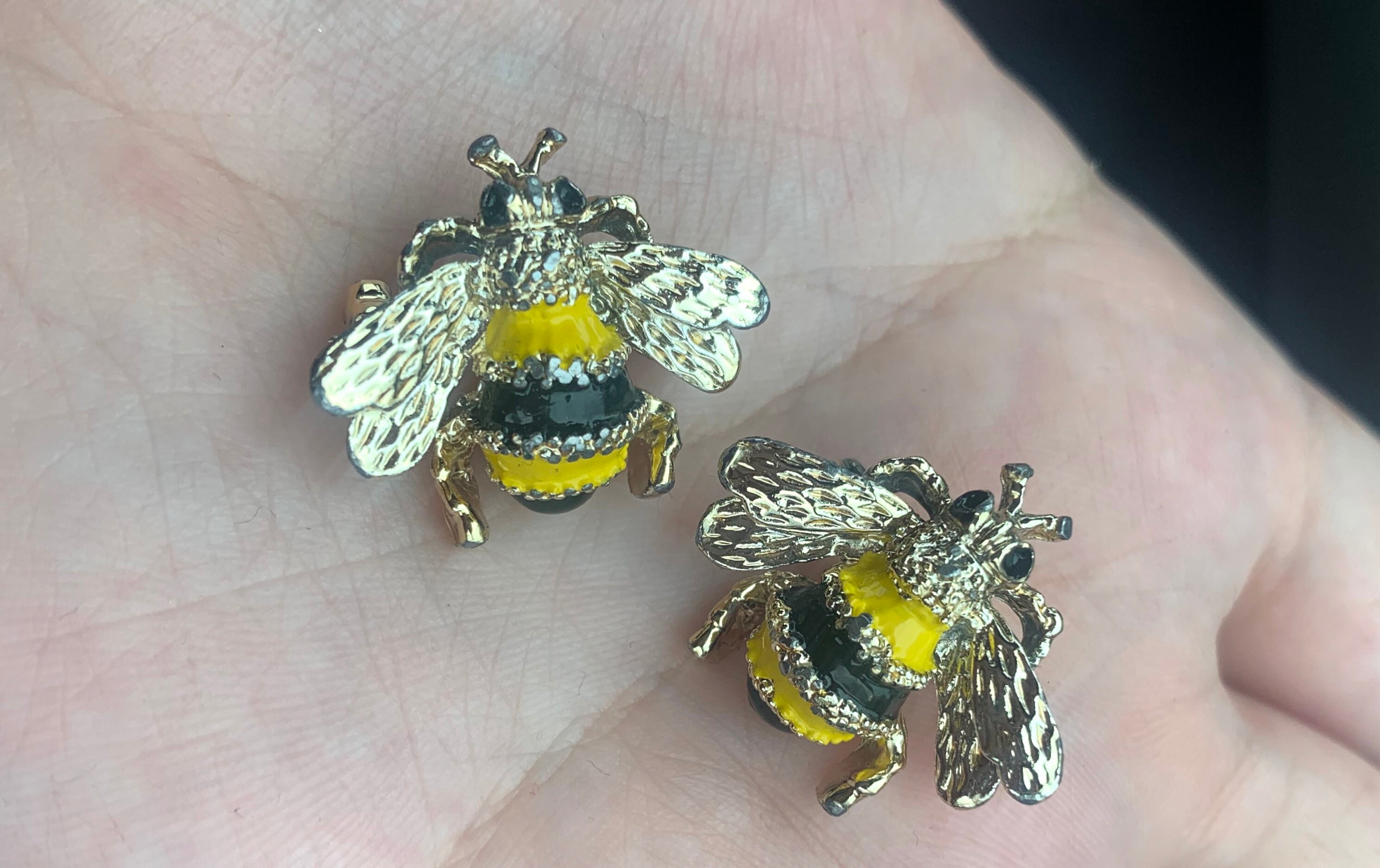 Pair of 2 small bee brooches marked gerrys vintage. Etsy