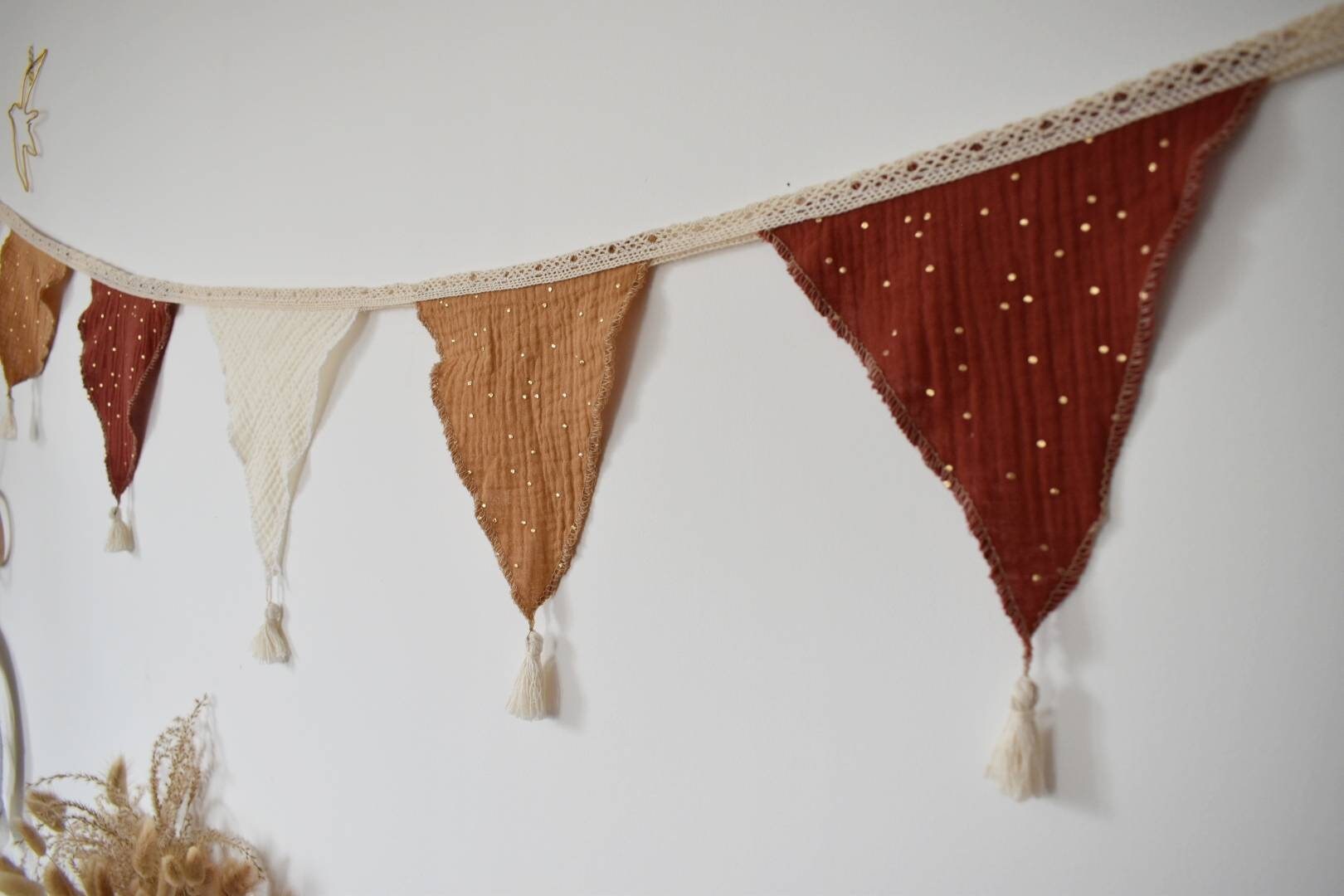 Guirlande Fanion Chambre Bébé Enfant Tissu en Gaze de Coton Style Rétro Vintage Bohème Boho Deco Kid