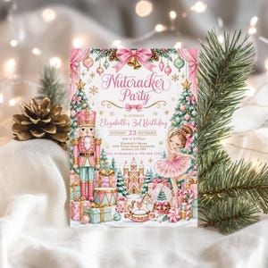 Könnte beinhalten: Eine rechteckige Einladungskarte mit Nussknacker-Motiv in Rosa und Grün. Der Text lautet Nutcracker Party to celebrate Elizabeth's 3rd Birthday, Saturday 23 September, Elizabeth's House, 456 Tunas Street Southville, Jackson DA 589.