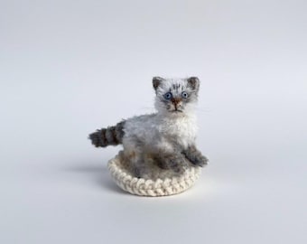 Thai cat Siamese cat cute little kitten stuffed animal memorial lovely gift for cat lovers