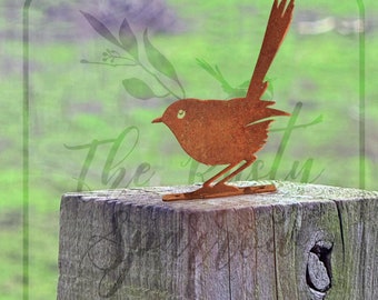 Rusty Bird - Decorative Metal Ornament for Home & Garden - Rustic Backyard Fence Topper