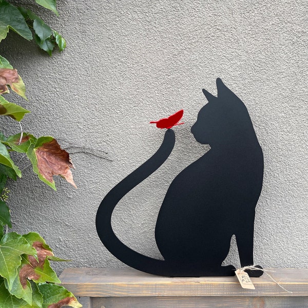 Clôture Topper - Chat noir et papillon rouge - art en métal pour la décoration de jardin et de maison - sculpture animale - ornement de design extérieur et intérieur