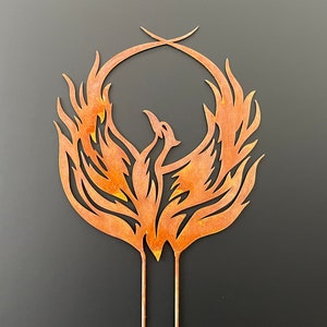 Rostiger Metall Phoenix Pflanzenstecker: Rustikales Garten Dekor