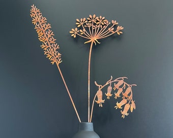 Rusty Fern, Cow Parsley and English Bluebell Set - Metal Bouquet Rusted Metal Plant Stake - Home and Garden Decor Ornament Metal Garden Art