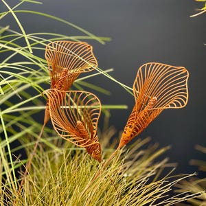 Flor de metal enferrujada - Estaca de lírio-de-cala - Decoração de jardim