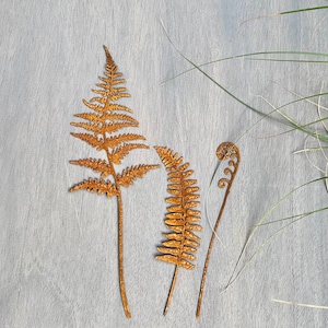 Rusty Fern Leaves Metal Bouquet Rusted Metal Plant Stake Home and Garden Decor Ornament Metal Garden Art Furniture Garden Decor Gift Small Set