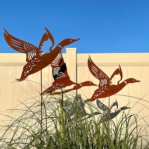 Rustic Metal Duck Statue Yard Ornament Rustic Metal Duck Statue Yard Ornament