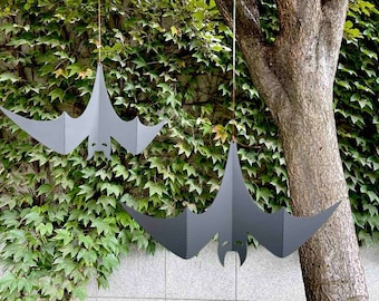 Metal Halloween Bats - Spooky Garden Art - Halloween Porch Decor Ornaments - Unique Halloween Gift - Festive Halloween Eve Decor