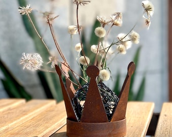 Metal Crown - Rusted Metal Sculpture for Yard Art and Garden Decor