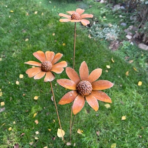 Sculpture en métal 3D camomille-marguerite pieu de jardin rouillé décoration de jardin fleurie rouillé art de jardin en plein air image 4