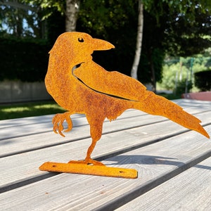 Rusty Crow Fence Topper - Bird Art Garden Furniture - Farm Decor - Rusted Metal Plant Lover Gift - Outdoor Metal Wall Decor - Backyard Art