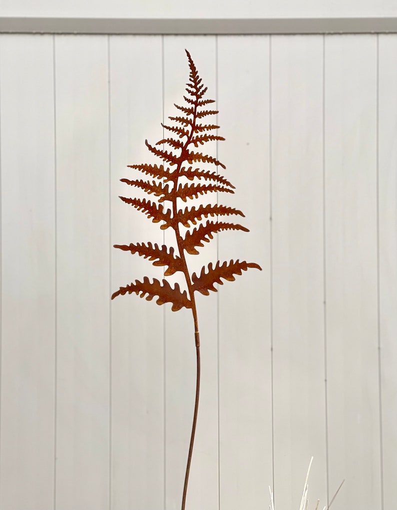 Rusty Fern Leaves Metal Bouquet Rusted Metal Plant Stake Home and Garden Decor Ornament Metal Garden Art Furniture Garden Decor Gift One Big Fern Leaf