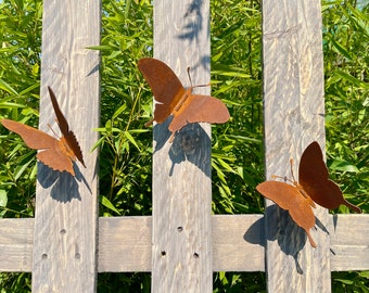 Décoration De Jardin En Fer Forgé – Papillons Rouillés Autour De Fleurs – Idéal Pour Massifs, Pots Ou Suspension – Design Vintage