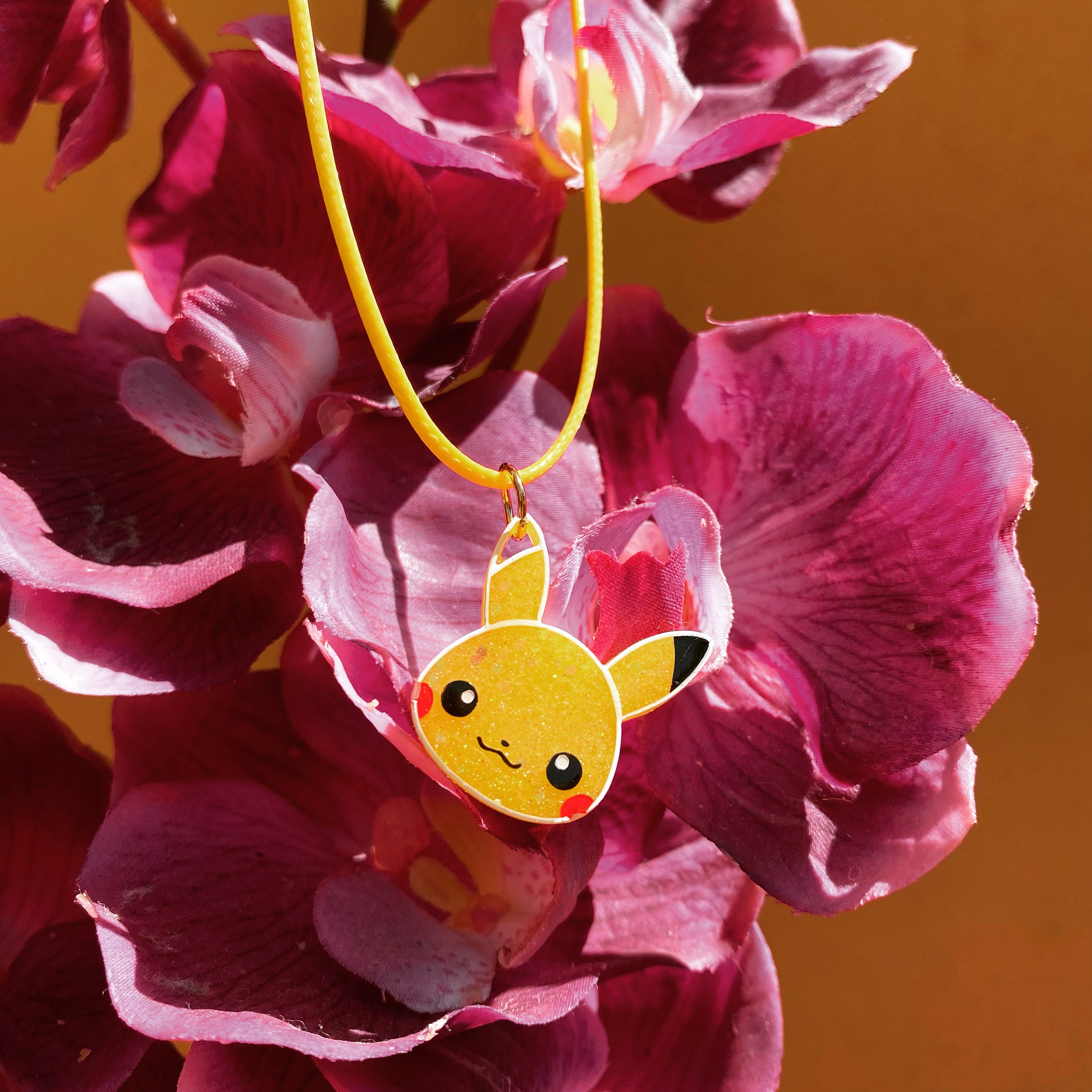 FIMO Pokemon - present ideas for Pokemon Go fans - FImo DIY, polymer clay  tutorials | Pokemon jewelry, Polymer clay flower jewelry, Polymer clay  charms