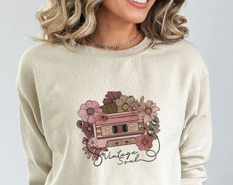 Boho Florales Unisex Sweatshirt, minimalistischer Blumenpullover für Frauen, Muttertagsgeschenk, Wildblumen-Geburtstagsgeschenk. Vintage Soul-Shirt