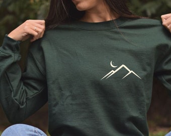 Minimalist Mountain T-Shirt, Hiking Sweatshirts, Camping T-Shirt, Pocket Mountain Shirt, Hiking Hoodie, Nature Lover Gift, Campers Tees