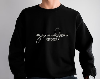 Grandpa Est 2023 Custom Crewneck | New Grandfather Shirt | Gift for Him | Pregnancy Announcement | Father's Day | Granddad Surprise Gift