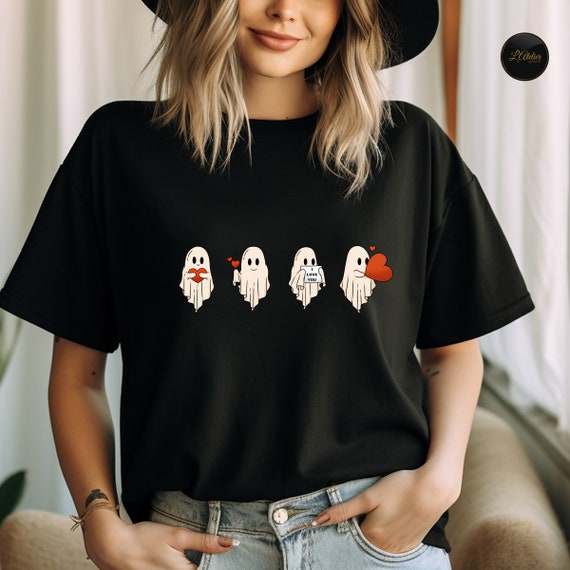 Halloween Sweatshirt Vintage, Halloween Ghosts Sweater, Retro Halloween Ghost Lovers Shirt, Cottagecore Ghouls Pullover, Autumn Tees Hearts