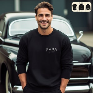 Personalisiertes Papa Sweatshirt, modernes Papa T-Shirt, Vatertagsgeschenk, benutzerdefinierter Name Papa Hoodie, Schwangerschaftsankündigung, neuer Vater 2024 Geschenk Bild 6