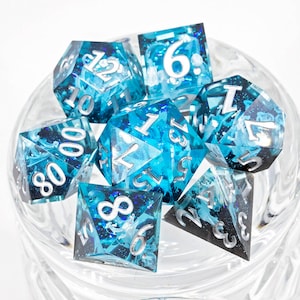 Sage&#39;s Ice Flames Sharp Edge Resin Polyhedral Dice Set